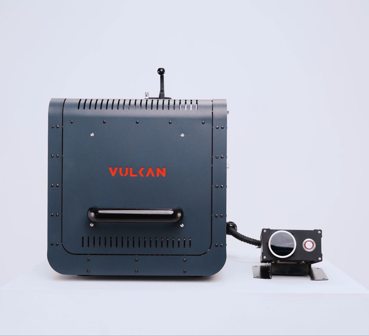 Электропечь закрытого типа Red Vulcan Zenith 230В 1850Вт